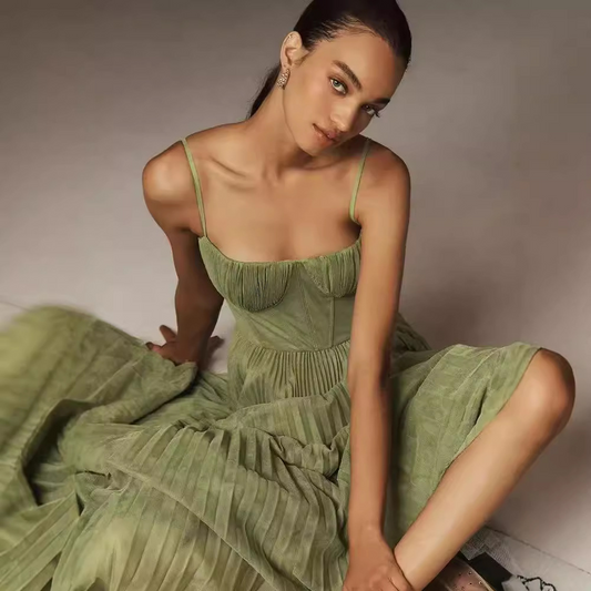 Elina - Maxivestido plisado de tirantes finos